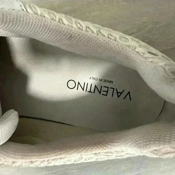 Valentino By Mario Valentino Donald Leather & Suede Sneaker, White size 12 - Picture 6 of 6